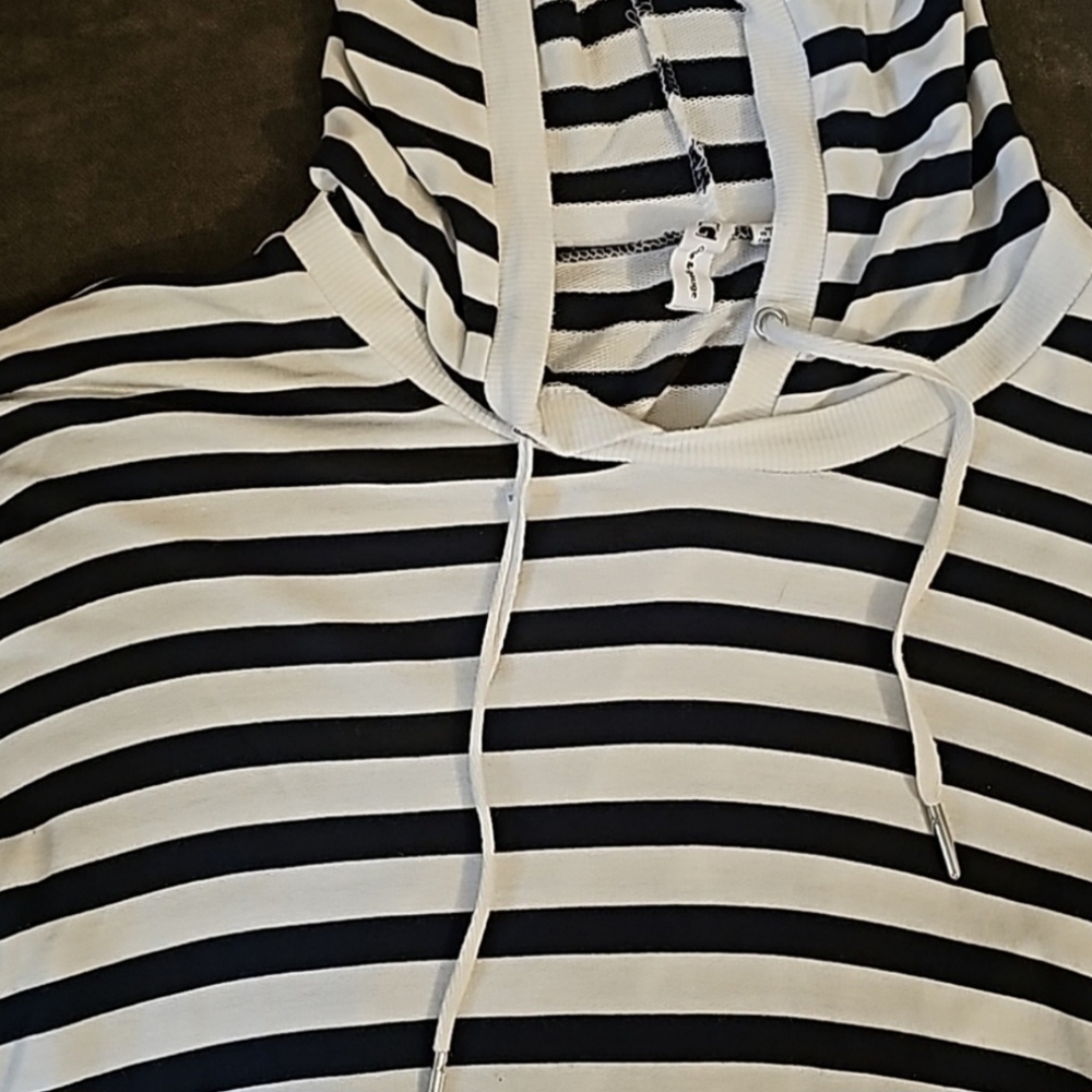 Cable & Gage Hoodie